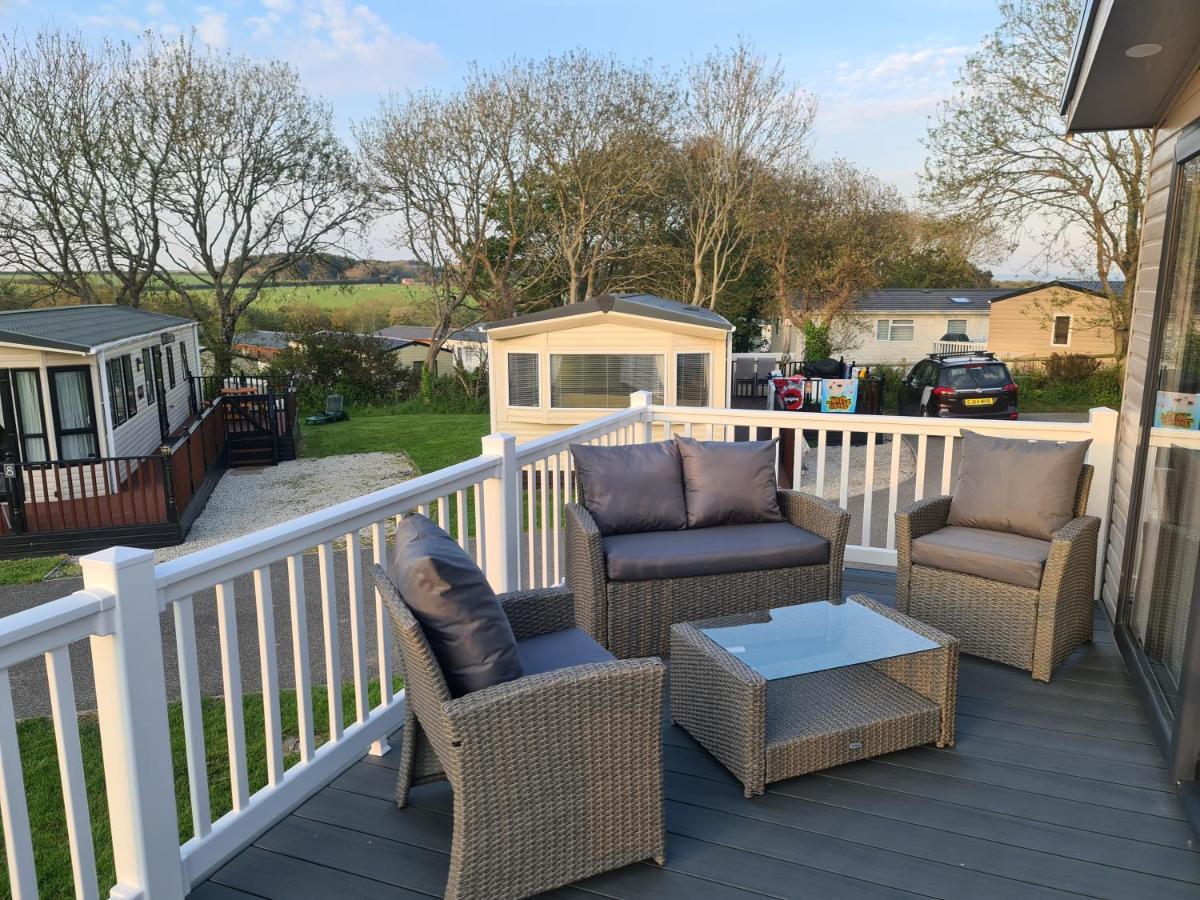 Mawgan Pads Trevella Crantock Hotel Exterior photo